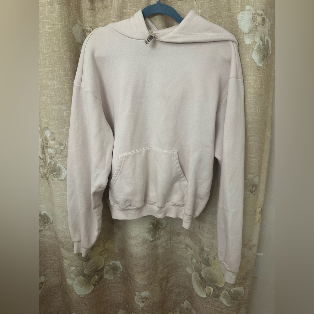 Skims Classic Pullover Hoodie in Pale Blush